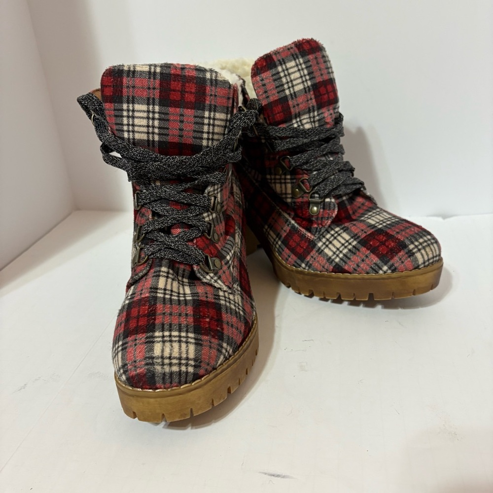 Comfort Est. 1946" plaid chunky heel ankle boots - Picture 2 of 8
